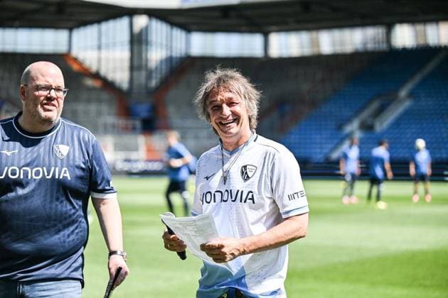 Testspiel VfL Bochum Gegner ist das Vonovia-Allstar-Team ** NUR FÜR REDAKTIONELLE ZWECKE ** EDITORIAL USE ONLY **<p>VfL Bochum (in Blau) beim Fußball-Testspiel am Sonntag, 28. Juni 2026 gegen das Vonovia-Allstar-Team (in Weiß) im Stadion in Bochum. Deutschland NRW Bochum Copyright: VladimirxWegener *** Friendly Match: VfL Bochum vs. the Vonovia All-Star Team ** FOR EDITORIAL USE ONLY ** EDITORIAL USE ONLY ** p VfL Bochum in blue during a soccer friendly match on Sunday, June 28, 2026, against the Vonovia All-Star Team in white at the stadium in Bochum, Germany (North Rhine-Westphalia), Bochum. Copyright VladimirxWegener Copyright: VladimirxWegener doc86hjqrtjex1a8q8cgly ,EDITORIAL USE ONLY