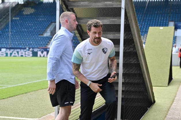 Simon Zoller (Leiter Lizenzbereich VfL Bochum), re. 28.06.2026, Fussball 2. Bundesliga, Saison 2026 2027, Testspiel, VfL Bochum - Vonovia Allstars Bochum Vonovia Ruhrstadion Nordrhein Westfalen Deutschland *** Simon Zoller, Head of Licensing at VfL Bochum, June 28, 2026, Soccer, 2. Bundesliga, 2026–2027 season, Friendly Match, VfL Bochum vs. Vonovia Allstars, Bochum, Vonovia Ruhrstadion, North Rhine-Westphalia, Germany Team2