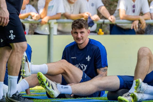 Freisteller, Portrait Matej Maglica (SV Darmstadt 98, 05) macht eine Uebung beim Training, GER, Trainingsauftakt SV Darmstadt 98, Fussball, 2. Bundesliga, Saison 2026 2027, 28.06.2026, DFL REGULATIONS PROHIBIT ANY USE OF PHOTOGRAPHS AS IMAGE SEQUENCES AND OR QUASI-VIDEO, GER, Trainingsauftakt SV Darmstadt 98, Fussball, 2. Bundesliga, Saison 2026 2027, 28.06.2026 Lindenfels-Winterkasten *** Close-up, Portrait: Matej Maglica of SV Darmstadt 98, 2005, performing an exercise during training, GER, SV Darmstadt 98 training kickoff, soccer, 2. Bundesliga, 2026–2027 season, June 28, 2026, DFL regulations prohibit any use of photographs as image sequences and or quasi-video, GER, SV Darmstadt 98 training kickoff, soccer, 2. Bundesliga, 2026–2027 season, June 28, 2026, Lindenfels Winterkasten Copyright: xEibner-Pressefoto Jan-NiclasxGrox EP_JGG