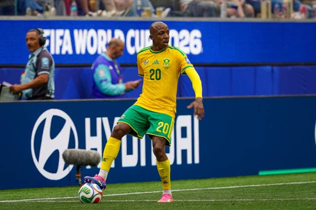 USA: Fußball FIFA World Cup, WM, Weltmeisterschaft, Fussball 2026, Sechzehntelfinale, Round of 32, Südafrika vs Kanada, South Africa vs Canada, SoFi Stadium (Inglewood, Los Angeles County, Kalifornien): Khuliso Mudau (Südafrika 20) *** USA Soccer 2026 FIFA World Cup, Round of 32, South Africa vs. Canada, SoFi Stadium, Inglewood, Los Angeles County, California; Khuliso Mudau, South Africa, 20 Copyright: xJOERANxSTEINSIEKx