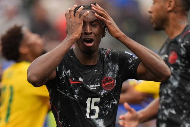 FIFA World Cup, WM, Weltmeisterschaft, Fussball 2026 - Round of 32 - South Africa vs Canada Moise Bombito of Canada reacts during the FIFA World Cup 2026 Round of 32 match South Africa against Canada, in Los Angeles, USA, 28 June 2026. LOS ANGELES United States  Copyright: xSCOTTxSTRAZZANTEx
