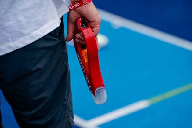 Ratingen, 28.06.2026, Leichathletik, Mehrkampf Starterpistole von Omega *** Ratingen, June 28, 2026, Track and Field, Combined Events: Starting Pistol by Omega
