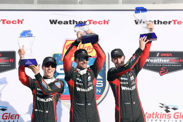 Jack Aitken (GBR), Earl Bamber (NZL), Frederik Vesti (DEN) Cadillac V-Series.R 31 Gesamtsieger mit den Pokalen auf dem Podium, Cadillac Whelen Team, 6 Stunden Watkins Glen, IMSA Rennserie, 28.06.2026, Staat New York, USA, GTP Klasse, gweinner *** Jack Aitken GBR, Earl Bamber NZL, Frederik Vesti DEN Cadillac V Series R 31 Overall Winner with the trophies on the podium, Cadillac Whelen Team, 6 Hours of Watkins Glen, IMSA Series, June 28, 2026, New York State, USA, GTP Class, winner