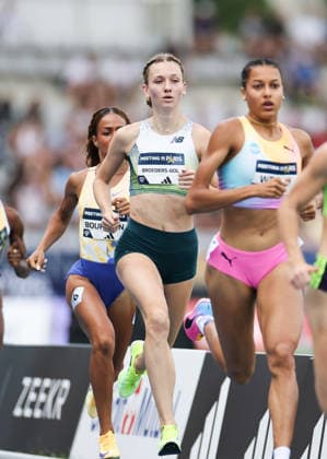 (260629) -- PARIS, June 29, 2026 -- Femke Broeders-Bol (C) of the Netherlands competes during the women s 800m final at the 2026 World Athletics Diamond League in Paris, France, June 28, 2026. ) (SP)FRANCE-PARIS-ATHLETICS-DIAMOND LEAGUE 2026? WuxHuiwo 