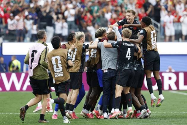Football: 2026 World Cup Canada players celebrate after Stephen Eustaquio scores in second-half stoppage time for a 1-0 win over South Africa in the football World Cup round of 32 at Los Angeles Stadium in Inglewood, California, on June 28, 2026.  A14AA0005620559P
