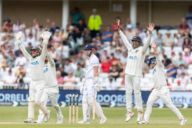 England v New Zealand, International Test Match 2026 WICKET England Gus Atkinson given LBW off bowling of New Zealand Mitchell Santner after review during the 5th day of 3rd Rotheseay Test Match between England and New Zealand at Trent Bridge, Nottingham, UK on 29th June 2026. Nottingham Trent Bridge Nottinghamshire UK Editorial use only , Copyright: xManjitxNarotrax PSI-24442-0030