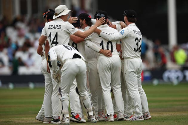 England v New Zealand, International Test Match 2026 VICTORY - New Zealand players celebrate victory at the end of Last Day of the Rothesay International Test Match 2026 match between England and New Zealand at Trent Bridge, Nottingham, UK on 29 June 2026. Nottingham Trent Bridge Nottinghamshire UK Editorial use only , Copyright: xJohnxMallettx PSI-24436-0056