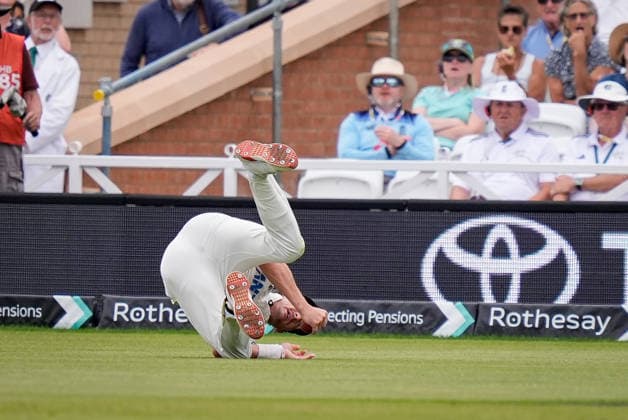 3rd Rothesay Test Match Day 5 England v New Zealand Nathan Smith of New Zealand takes a catch to dismiss Jamie Smith of England during the 3rd Rothesay Test Match Day 5 match England vs New Zealand at Trent Bridge, Nottingham, United Kingdom on 29 June 2026 (Photo by Maynard Manyowa News Images) Nottingham Trent Bridge Nottinghamshire United Kingdom Copyright: xMaynardxManyowa NewsxImagesx
