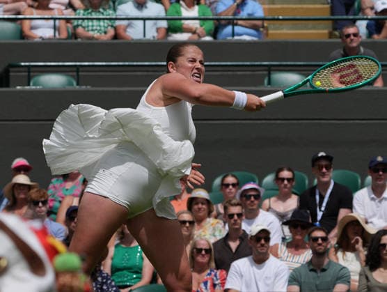 Tennis - 2026 Wimbledon Championships - Day One (Week One) - All England Lawn Tennis & Croquet Club, London - Monday 29th June 2026 Women™s Singles, First Round: Jelena Ostapenko (LAT) vs. Harriet Dart (GBR) Jelena Ostapenko (LAT) COLORSPORT ANDREW COWIE 