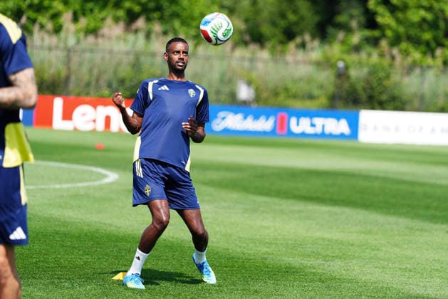 NEW JERSEY, USA 20260629 Sveriges Alexander Isak under herrlandslagets träning pa Melanie Lane Training Ground i New Jersey inför 16-delsfinalen mot Frankrike under fotbolls-VM. ***Bilden ingar i SPORTPAKET. För övriga BETALBILD*** NEW JERSEY USA x9200x *** NEW JERSEY, USA 20260629 Sweden s Alexander Isak during the men s national team s training session at Melanie Lane Training Ground in New Jersey ahead of the Round of 16 match against France at the World Cup ***This image is included in the SPORT PACKAGE; for other images, see PAID CONTENT*** NEW JERSEY, USA x9200x  Copyright: xBjörnxLarssonxRosvall TTx FOTBOLLS-VM TRÄNING NEW JERSEY