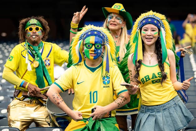 June 29, 2026: PLAYER1 ACTION PLAYER2 during the FIFA World Cup, WM, Weltmeisterschaft, Fussball 2026 soccer match between Brazil and Japan at Houston Stadium in Houston, Texas, on Monday, June 29, 2026. - ZUMAp213 20260629_znp_p213_004 Copyright: xLynnxPenningtonx