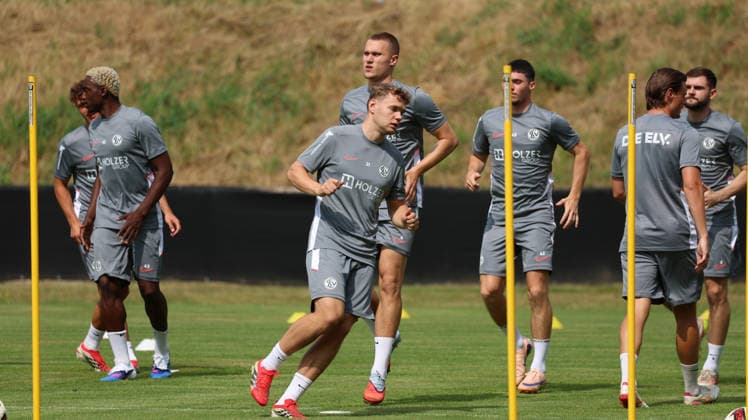 Football, Bundesliga 1, SV Elversberg, start of pre-season training