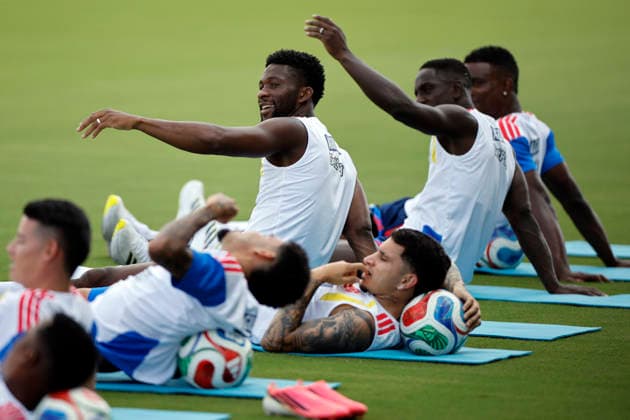 Players of Colombia react during the team s training session at the Miami Inter CF Stadium in Fort Lauderdale, Florida, US, at the 2026 FIFA World Cup, WM, Weltmeisterschaft, Fussball on 29 June 2026. Training session of Colombia in Fort Lauderdale !ACHTUNG: NUR REDAKTIONELLE NUTZUNG!  Copyright: xAlbertoxEstevezx GRAF7693 20260629-55020746330_1