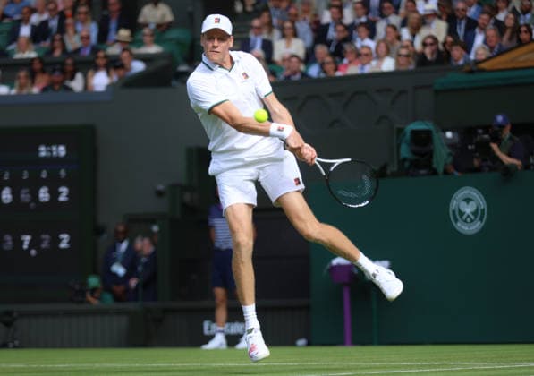 Wimbledon Championships 2026, Day One, AELTC Wimbledon, London, UK - 29 06 2026 Jannik Sinner (ITA) in action during his first round match against Miomir Kecmanovic (SRB) in the 2026 Wimbledon Championships at the AELTC London London AELTC Wimbledon London GBR, UK NEWSPAPERS OUT Copyright: xMarkxGreenwoodx