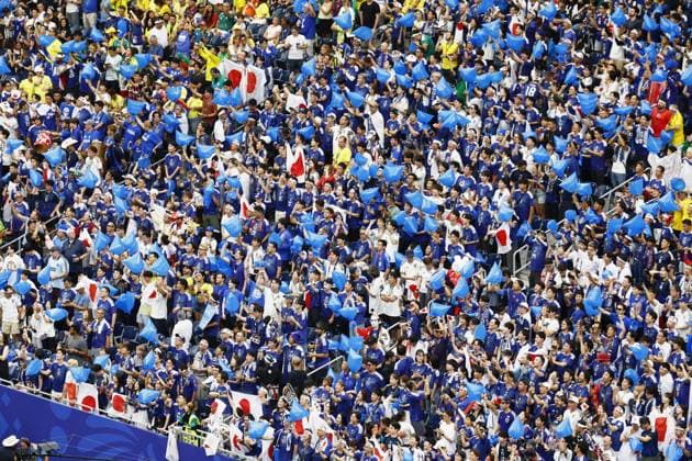 Football: 2026 World Cup Japan supporters cheer ahead of a World Cup round of 32 football match against Brazil at Houston Stadium in Houston on June 29, 2026.  A14AA0005620702P