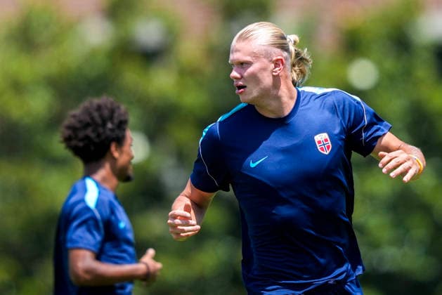 World Cup 2026 Dallas, Texas , USA 20260629. Erling Braut Haaland during a training session with the Norwegian men s national football team at (SMU) Southern Methodist University in Dallas. Photo: Fredrik Varfjell NTB Dallas, Texas United States EDITORIAL USE ONLY. RESTRICTED USE FOR BETTING COMPANIES Ref:_SPOekeRmvV4XI0.jpg *** 2026 World Cup, Dallas, Texas, USA 20260629 Erling Braut Haaland during a training session with the Norwegian men’s national soccer team at SMU (Southern Methodist University) in Dallas. Photo: Fredrik Varfjell, NTB. Dallas, Texas, United States. EDITORIAL USE ONLY. RESTRICTED USE FOR BETTING COMPANIES.  Copyright: xFredrikxVarfjellx xNTBx
