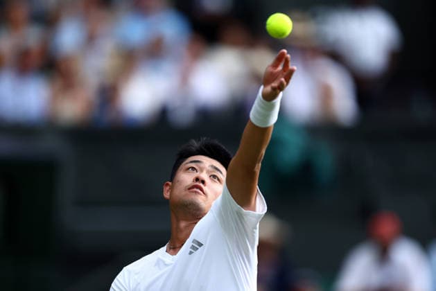 Yibing Wu during his first round match Wimbledon Tennis Championships, Day 1, The All England Lawn Tennis and Croquet Club, London, UK - 29 Jun 2026London The All England Lawn Tennis and United Kingdom  Copyright: xJamesxMarsh Shutterstockx 16964101hf