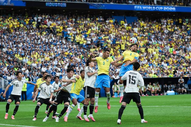 Marquinhos of Brazil heads the ball during a FIFA Men’s World Cup 2026 round of 32 football match between Brazil and Japan at Houston Stadium, in Houston on June 29th 2026 (Photo by Leo Barrilari SPP)  Copyright: xLeoxBarrilari SPPx Sportspressphoto_SPR180151