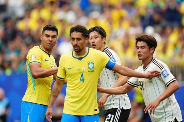 Brazil v Japan - FIFA World Cup, WM, Weltmeisterschaft, Fussball 2026 - Round of 32 HOUSTON, USA - JUNE 29: Casemiro (L) of Brazil in action against Hiroki Ito (21) of Japan during the FIFA World Cup 2026 Round of 32 match between Brazil and Japan at Houston Stadium (NRG Stadium) on June 29, 2026 in Houston, Texas. Hakan Akgun Anadolu Texas United States. Editorial use only. Please get in touch for any other usage.  Copyright: x2026xAnadoluxHakanxAkgunx