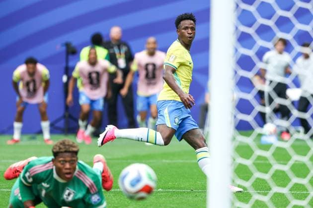 June 29, 2026, USA: Vinicius Jr. player of Brazil shoots ate goal during the FIFA World Cup, WM, Weltmeisterschaft, Fussball 2026 Round of 32 match between Brazil and Japan at Houston Stadium, in Texas, United States, on Monday, June 29, 2026.(Foto: Brazil Photo Press Brazil Photo Press) INTERNATIONAL USA - ZUMAc233 0860336750st Copyright: xVanessaxCarvalhox