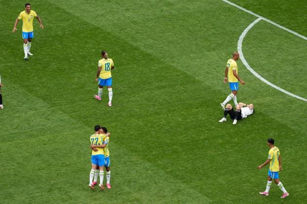 Brazil players celebrate and Japan players dejected at full time Brazil v Japan, 2026 FIFA World Cup, WM, Weltmeisterschaft, Fussball Round of 32, Football, Houston Stadium, Houston, Texas, USA - 29 Jun 2026Houston Houston Stadium Texas (TX) United States of America  Copyright: xIsmaelxAdnan Shutterstockx 16968921dp
