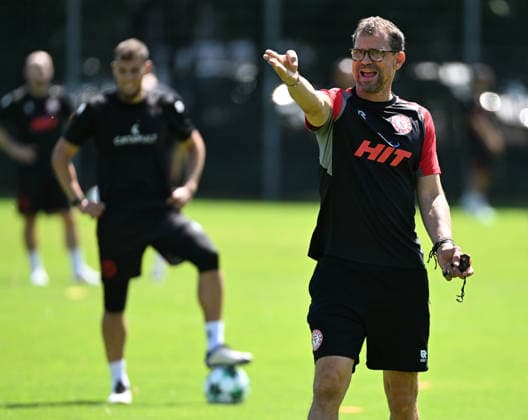 29.06.2026, xophax, Fussball , 3.Liga, Saison 2026 2027. Fortuna Köln , Trainingsauftakt für die neue Saison in der dritten Liga. Trainer Matthias Mink ( SC Fortuna Köln ) Koeln *** June 29, 2026, xophax, Soccer, 3rd Division, 2026–2027 Season, Fortuna Köln, Training kicks off for the new season in the 3rd Division; Coach Matthias Mink, SC Fortuna Köln, Cologne