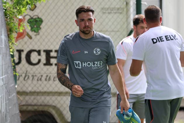 29.06.2026, Fussball, Herren, 1. Bundesliga, Saison 2026 2027, Trainingsauftakt, SV 07 Elversberg, Luca Schnellbacher (SV 07 Elversberg) Sankt Ingbert Mühlwaldstadion Saarland Deutschland (DEU) *** June 29, 2026, Soccer, Men s, Bundesliga 1, 2026–2027 Season, Start of Training, SV 07 Elversberg, Luca Schnellbacher, SV 07 Elversberg, Sankt Ingbert, Mühlwaldstadion, Saarland, Germany, DEU Copyright: xSebastianxBachx