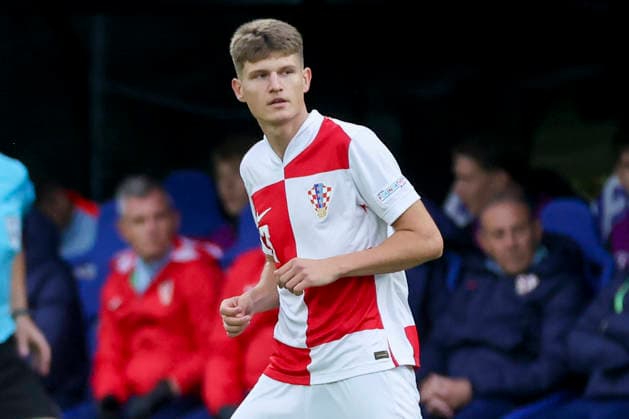 Kristian Mandic (Croatia) schaut, UEFA European Under-19 Championship 2026 Group B, Croatia v Ukraine, Bangor City Stadium am 29. June 2026 in Bangor, Vereinigtes Königreich. (Foto von Marco Steinbrenner DeFodi Images) Kristian Mandic (Croatia) looks on, UEFA European Under-19 Championship 2026 Group B, Croatia v Ukraine, Bangor City Stadium, June 29, 2026 in Bangor, United Kingdom. (Photo by Marco Steinbrenner DeFodi Images) - *** Kristian Mandic of Croatia looks on, 2026 UEFA European Under-19 Championship Group B, Croatia vs. Ukraine, Bangor City Stadium on June 29, 2026, in Bangor, United Kingdom. Photo by Marco Steinbrenner, DeFodi Images. Kristian Mandic of Croatia looks on, UEFA European Under-19 Championship 2026, Group B, Croatia vs. Ukraine, Bangor City Stadium, June 29, 2026, in Bangor, United Kingdom. Photo by Marco Steinbrenner, DeFodi Images
