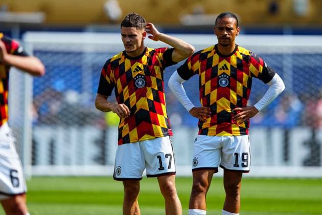 Florian Wirtz of Germany and Leroy SanÃ of Germany warm up Germany v Paraguay, 2026 FIFA World Cup, WM, Weltmeisterschaft, Fussball Round of 32, Football, Boston Stadium, Foxborough, Massachusetts, USA - 29 Jun 2026Foxborough Boston Stadium Massachusetts (MA) United States of America  Copyright: xJavierxGarcia Shutterstockx 16969211h