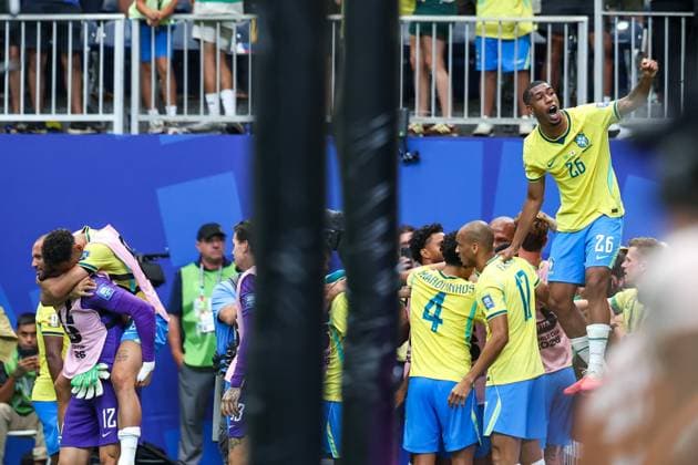 June 29, 2026, USA: Rayan player of Brazil celebrates Gabriel Martinelli goal during the FIFA World Cup, WM, Weltmeisterschaft, Fussball 2026 Round of 32 match between Brazil and Japan at Houston Stadium, in Texas, United States, on Monday, June 29, 2026.(Foto: Brazil Photo Press Brazil Photo Press) INTERNATIONAL USA - ZUMAc233 0860339200st Copyright: xVanessaxCarvalhox
