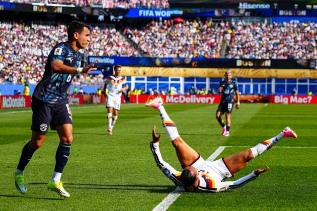 Leroy SanÃ of Germany goes down after pressure from Junior Alonso of Paraguay Germany v Paraguay, 2026 FIFA World Cup, WM, Weltmeisterschaft, Fussball Round of 32, Football, Boston Stadium, Foxborough, Massachusetts, USA - 29 Jun 2026Foxborough Boston Stadium Massachusetts (MA) United States of America  Copyright: xJavierxGarcia Shutterstockx 16969211al
