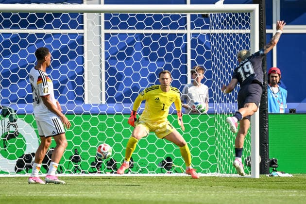 Julio Enciso (Paraguay) scores his team s first goal during the FIFA World Cup, WM, Weltmeisterschaft, Fussball 2026 Round Of 32 match between Germany and Paraguay at Boston Stadium on June 29, 2026 in Foxborough, United States. (Photo by Harry Langer DeFodi Images) - *** Julio Enciso of Paraguay scores his team s first goal during the 2026 FIFA World Cup Round of 32 match between Germany and Paraguay at Boston Stadium on June 29, 2026, in Foxborough, United States. Photo by Harry Langer, DeFodi Images