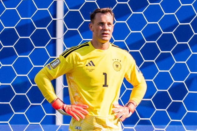 FIFA Fussball Weltmeisterschaft 2026, Sechszehntelfinale, Deutschland vs. Paraguay, 29.06.2026, Boston Stadium Tor zum 0:1 durch Julio Enciso Manuel Neuer (Deutschland) *** 2026 FIFA World Cup, Round of 32, Germany vs. Paraguay, June 29, 2026, Boston Stadium; Goal to make it 0–1 by Julio Enciso; Manuel Neuer, Germany Copyright: xBahhoxKarax