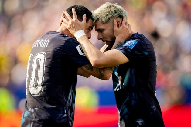 Boston, USA 29th Jun 2026. Goal celebration: Miguel Almiron (PAR) Julio Enciso (PAR) Germany - Paraguay World Cup Deutschland - Paraguay 29.06.2026 *** Boston, USA, June 29, 2026 Goal celebration Miguel Almiron PAR Julio Enciso PAR Germany Paraguay World Cup Germany Paraguay June 29, 2026