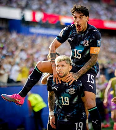 Boston, USA 29th Jun 2026. Goal celebration: Julio Enciso (PAR) Gustavo Gomez (PAR) Germany - Paraguay World Cup Deutschland - Paraguay 29.06.2026 *** Boston, USA, June 29, 2026 Goal celebration Julio Enciso (PAR) Gustavo Gomez (PAR) Germany Paraguay World Cup Germany Paraguay June 29, 2026