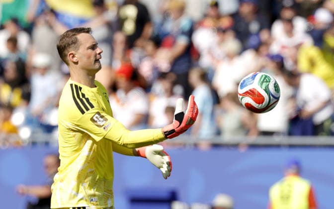 FIFA World Cup, WM, Weltmeisterschaft, Fussball 2026 - Round of 32 - Germany vs Paraguay Goalkeeper Manuel Neuer of Germany walks back to his goal following the hydration break in the FIFA World Cup 2026 Round of 32 match Germany against Paraguay, in Boston, USA, 29 June 2026. FOXBOROUGH United States  Copyright: xSHAWNxTHEWx