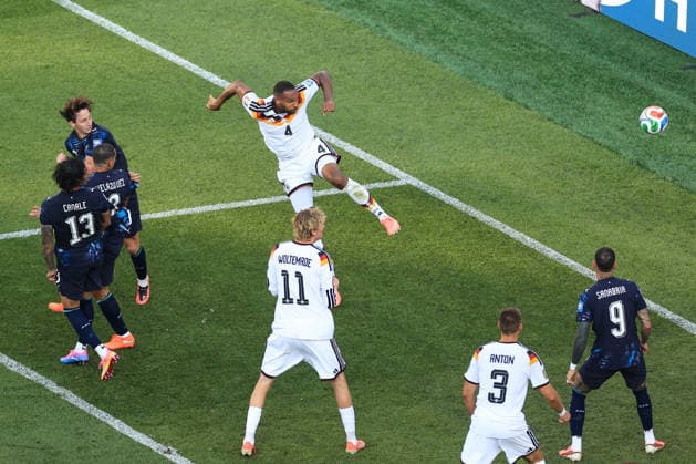 Football - FIFA World Cup, WM, Weltmeisterschaft, Fussball - Round of 32 - Germany v Paraguay 29th June 2026 - FIFA World Cup - Round of 32 - Germany v Paraguay - Jonathan Tah of Germany scores a goal which was later disallowed by VAR - Photo: Simon Stacpoole Offside. Foxborough USA *** Fußball – FIFA-Weltmeisterschaft, Runde der letzten 32: Deutschland gegen Paraguay, 29. Juni 2026 – FIFA-Weltmeisterschaft, Runde der letzten 32: Deutschland gegen Paraguay – Jonathan Tah aus Deutschland erzielt ein Tor, das später vom VAR aberkannt wurde. Foto: Simon Stacpoole – Abseits – Foxborough, USA  Copyright: xSimonxStacpoolexOffside