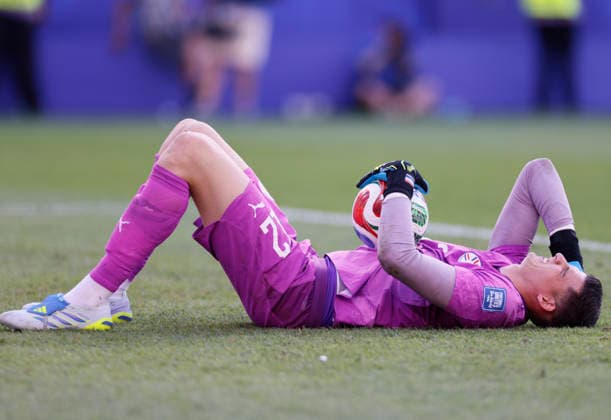 Germany v Paraguay: Round Of 32 - FIFA World Cup, WM, Weltmeisterschaft, Fussball 2026 Orlando Gill, goalkeeper of Paraguay looks injured during the FIFA World Cup 2026 Round Of 32 match between Germany and Paraguay at Boston Stadium on June 29, 2026 in Foxborough, Massachusetts. Foxborough Boston Stadium MA United States Copyright: xAllstarxPicturexLibraryxLtdx