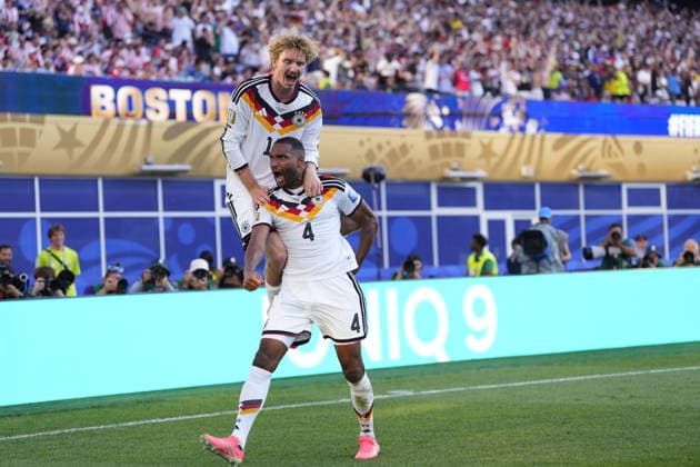 Germany v Paraguay - FIFA World Cup, WM, Weltmeisterschaft, Fussball 2026 - Round of 32 FOXBOROUGH, USA - JUNE 29: Jonathan Tah of Germany celebrates after scoring his team s second goal later disallowed by VAR during the 2026 FIFA World Cup Round of 32 match between Germany and Paraguay at Boston Stadium (Gillette Stadium) in Foxborough, Massachusetts, United States on June 29, 2026. Jose Hernandez Anadolu Massachusetts United States. Editorial use only. Please get in touch for any other usage.  Copyright: x2026xAnadoluxJosexHernandezx