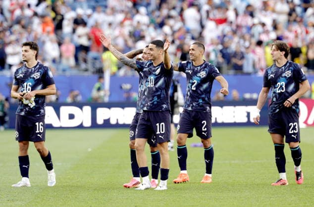 FIFA World Cup, WM, Weltmeisterschaft, Fussball 2026 - Round of 32 - Germany vs Paraguay Miguel Almiron (C) of Paraguay and teammates celebrate after winning the FIFA World Cup 2026 Round of 32 match Germany against Paraguay, in Boston, USA, 29 June 2026. Paraguay beat Germany 4-3 on penalties. FOXBOROUGH United States  Copyright: xSHAWNxTHEWx