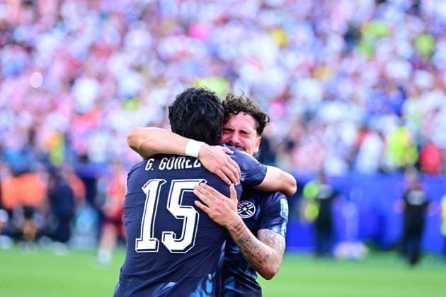 Germany v Paraguay - FIFA World Cup, WM, Weltmeisterschaft, Fussball 2026 - Round of 32 FOXBOROUGH, USA - JUNE 29: Players of Paraguay celebrate after penalty shoot-out at the 2026 FIFA World Cup Round of 32 match between Germany and Paraguay at Boston Stadium (Gillette Stadium) in Foxborough, Massachusetts, United States on June 29, 2026. Abdulhamid Hosbas Anadolu Massachusetts United States. Editorial use only. Please get in touch for any other usage.  Copyright: x2026xAnadoluxAbdulhamidxHosbasx