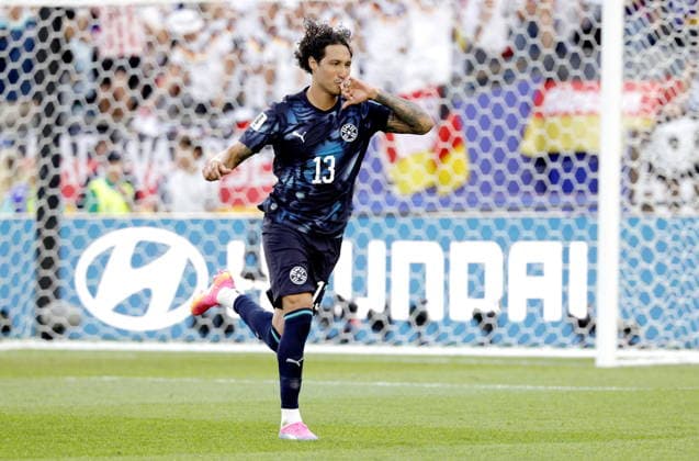 FIFA World Cup, WM, Weltmeisterschaft, Fussball 2026 - Round of 32 - Germany vs Paraguay Jose Canale of Paraguay celebrates after scoring the winning penalty in the FIFA World Cup 2026 Round of 32 match Germany against Paraguay, in Boston, USA, 29 June 2026. Paraguay beat Germany 4-3 on penalties. FOXBOROUGH United States  Copyright: xSHAWNxTHEWx