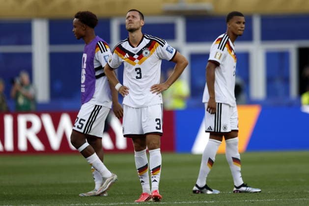 FIFA World Cup, WM, Weltmeisterschaft, Fussball 2026 - Round of 32 - Germany vs Paraguay Players of Germany look disappointed after losing the FIFA World Cup 2026 Round of 32 match Germany against Paraguay, in Boston, Massachusetts, USA, 29 June 2026. FOXBOROUGH United States  Copyright: xGREGxCOOPERx
