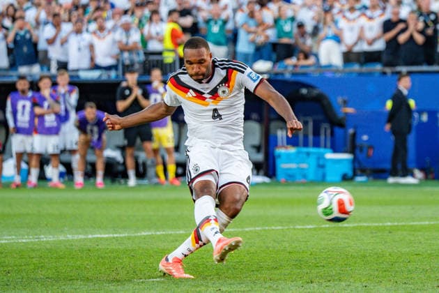 FIFA Fussball Weltmeisterschaft 2026, Sechszehntelfinale, Deutschland vs. Paraguay, 29.06.2026, Boston Stadium Jonathan Tah (Deutschland) verschossener Elfmeter *** 2026 FIFA World Cup, Round of 32, Germany vs. Paraguay, June 29, 2026, Boston Stadium: Jonathan Tah (Germany) missed a penalty kick Copyright: xBahhoxKarax