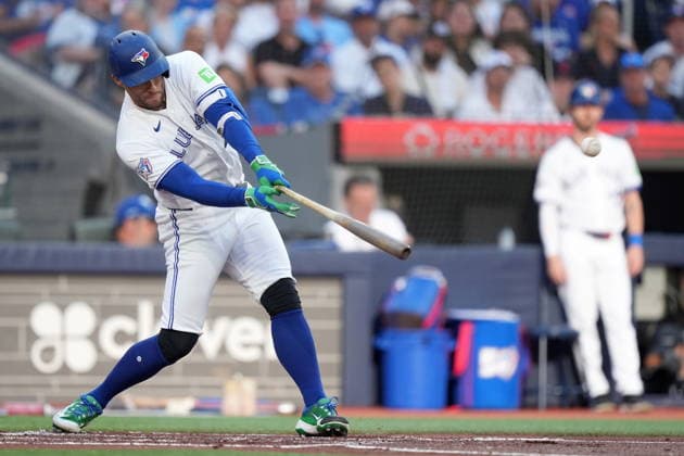 June 29, 2026, Toronto, On, CANADA: Toronto Blue Jays designated hitter George Springer (4) hits a triple on an in-field home run after a fielding error by New York Mets A.J. Ewing during first inning American League MLB, Baseball Herren, USA baseball action in Toronto, Monday, June 29, 2026. Canada News - June 29, 2026  - ZUMAc35_ 20260629_zaf_c35_088 Copyright: xNathanxDenettex