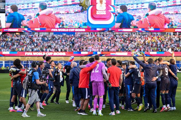 Fußball, WM 2026, 20260629, Deutschland - Paraguay. Im Bild Paraguay bejublt Sieg im Elfmeterschießen. Foxborough Boston-Stadion Massachusetts Vereinigte Staaten von Amerika *** Soccer, 2026 World Cup, 20260629, Germany vs. Paraguay. Pictured: Paraguay celebrates its victory in a penalty shootout at Foxborough Stadium in Boston, Massachusetts, United States of America. Copyright: Passion2Press MarkusxFischerx