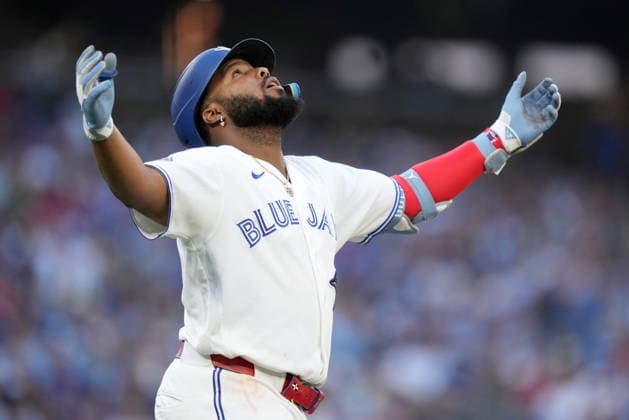 June 29, 2026, Toronto, On, CANADA: Toronto Blue Jays first baseman Vladimir Guerrero Jr. (27) reacts with frustration after flying out during third inning American League MLB, Baseball Herren, USA baseball action against the New York Mets, in Toronto, Monday, June 29, 2026. Canada News - June 29, 2026  - ZUMAc35_ 20260629_zaf_c35_096 Copyright: xNathanxDenettex