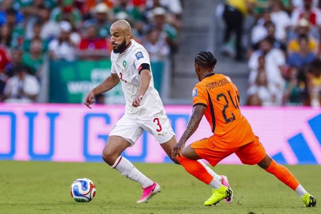 MONTERREY, 29-06-2026, Monterrey Stadium, Match between Morocco and The Netherlands during the World Cup 2026. Picture shows Morocco goalkeeper Noussair Mazraoui , Netherlands player Crysencio Summerville Morocco - The Netherlands (World Cup 2026)  x204747030x Copyright: