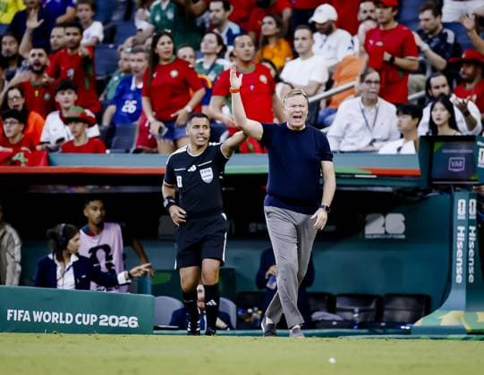 MONTERREY - Netherlands coach Ronald Koeman during the 2026 FIFA World Cup, WM, Weltmeisterschaft, Fussball knockout phase match between the Netherlands and Morocco at the Monterrey Stadium on June 29, 2026, in Monterrey, Mexico. KOEN VAN WEEL ANP FIFA World Cup 2026 - round of 32 2026 xVIxANPxSportx xxANPxIVx 562414105 originalFilename: 562414105.jpg