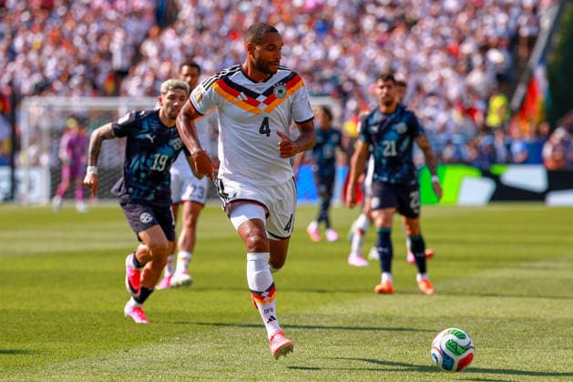 June 29, 2026, Foxborough, Massachusetts, USA: JONATHAN TAH of Germany dribbles the ball during the 2026 FIFA World Cup, WM, Weltmeisterschaft, Fussball Round of 32 game at Boston Stadium in Massachusetts on June 29, 2026. Foxborough USA - ZUMAm283 20260629_zsp_m283_007 Copyright: xBillyxMyersx